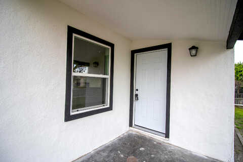 3Rd, PORTERVILLE, CA 93257