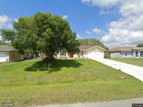 13Th, LEHIGH ACRES, FL 33971