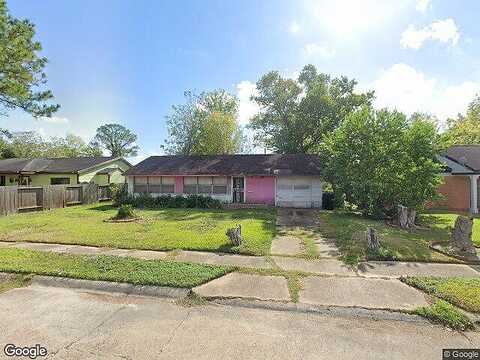 Tavenor, HOUSTON, TX 77047