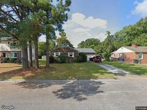 Saint Tropez, NEWPORT NEWS, VA 23602