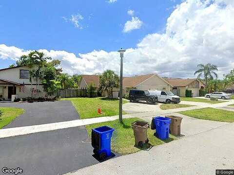 1St, DEERFIELD BEACH, FL 33442