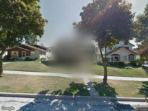 100Th, MILWAUKEE, WI 53222