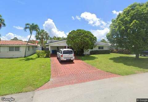 18Th, OAKLAND PARK, FL 33334