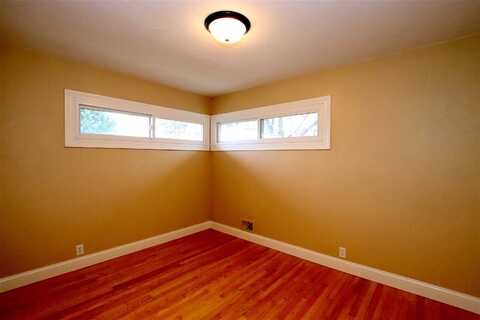 Roosevelt, FOND DU LAC, WI 54935