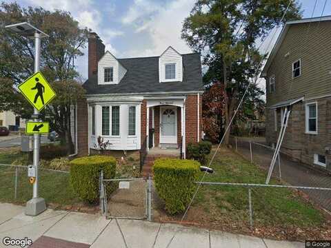 Glebe, ALEXANDRIA, VA 22305