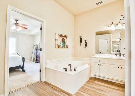 110Th, LUBBOCK, TX 79423