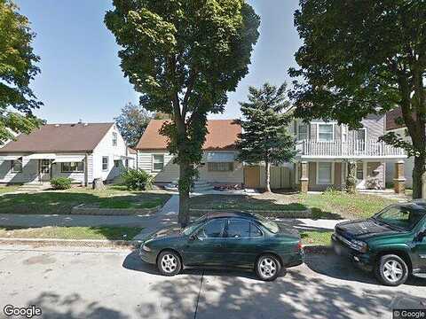 9Th, MILWAUKEE, WI 53215