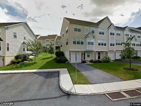 Fynamore, DOWNINGTOWN, PA 19335