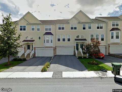 Fynamore, DOWNINGTOWN, PA 19335