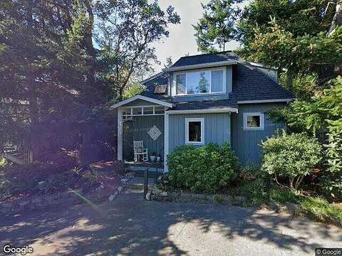 Ebony, PORT TOWNSEND, WA 98368
