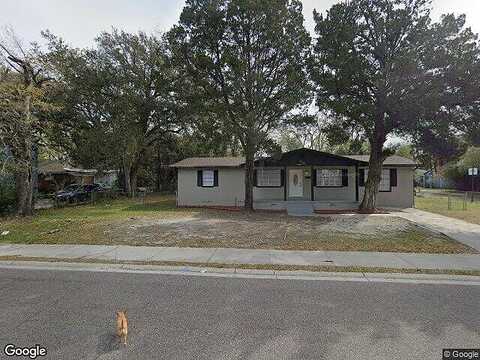 Spires, JACKSONVILLE, FL 32209