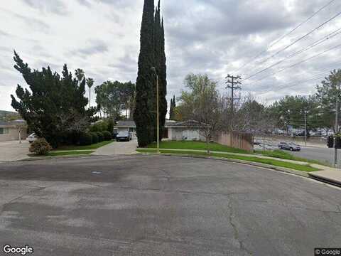 Collins, WOODLAND HILLS, CA 91367