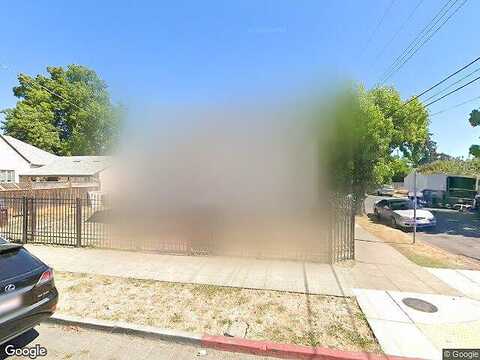 Warner, OAKLAND, CA 94603