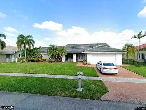 8Th, PEMBROKE PINES, FL 33029