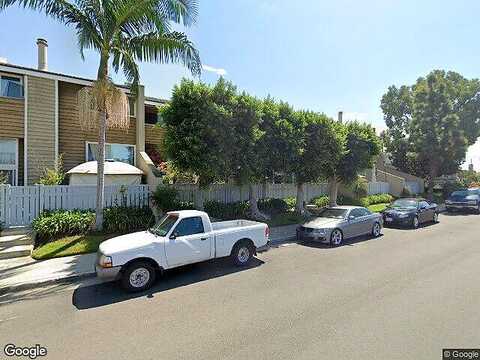 Club, HUNTINGTON BEACH, CA 92648