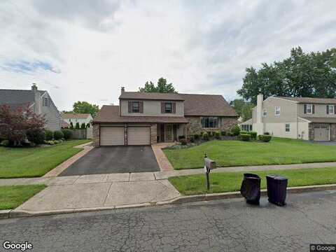 Simons, MORRISVILLE, PA 19067