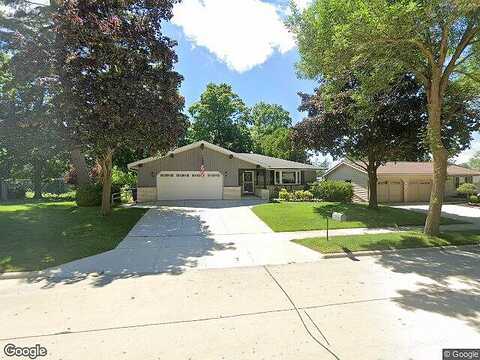 Knoll Crest, SHEBOYGAN, WI 53081