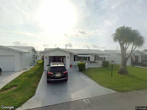 18Th, BOYNTON BEACH, FL 33426