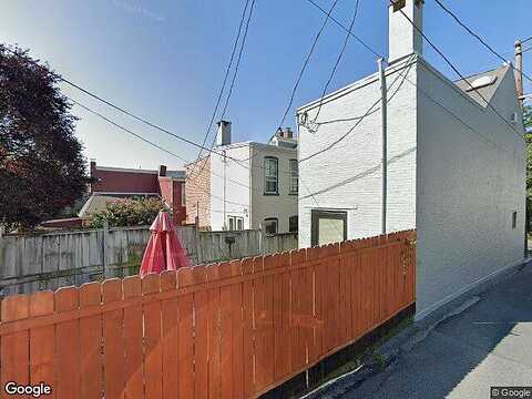 Charlotte, LANCASTER, PA 17603