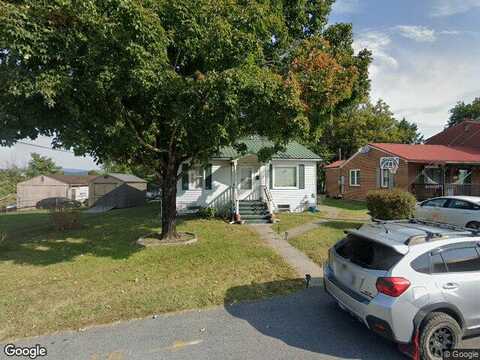 Mary, LEXINGTON, VA 24450