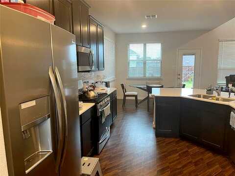 Flanagan, FORNEY, TX 75126