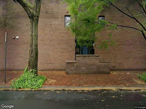 Pine, PHILADELPHIA, PA 19106