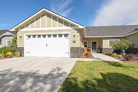 Skyhawk, EAGLE POINT, OR 97524