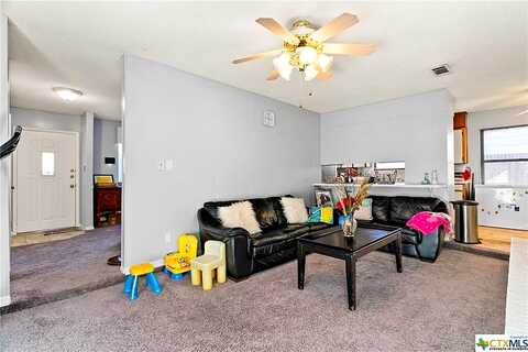 Patricia, COPPERAS COVE, TX 76522
