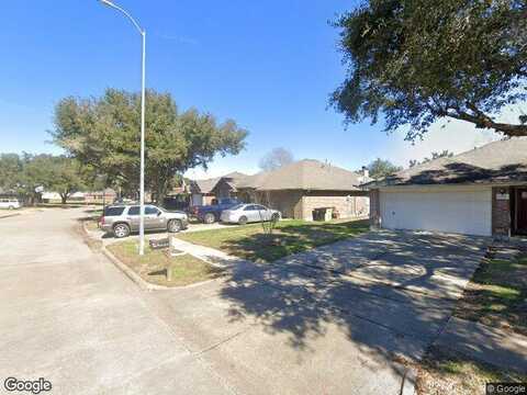 Village Court, ROSENBERG, TX 77471