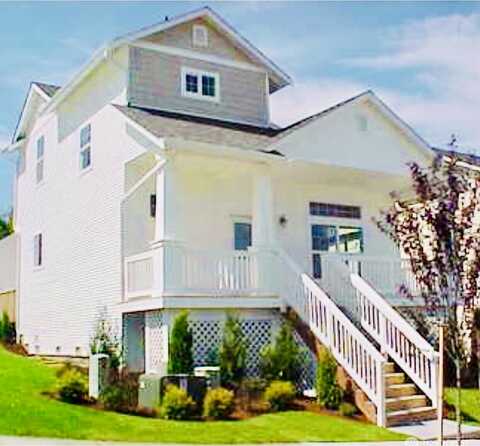 13Th, LAKE STEVENS, WA 98258