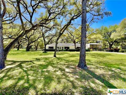 Live Oak, INEZ, TX 77968