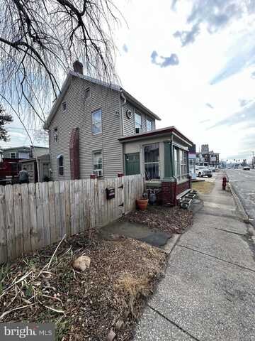 Walnut, HARRISBURG, PA 17103