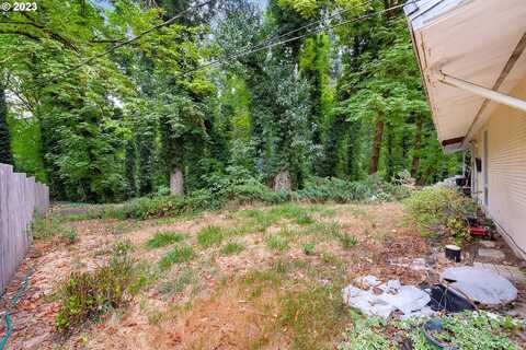 Poplar, LAKE OSWEGO, OR 97034