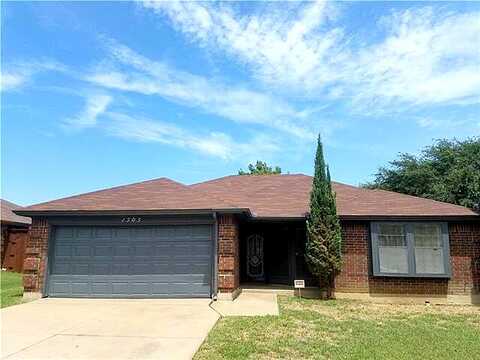Sayles, ARLINGTON, TX 76018