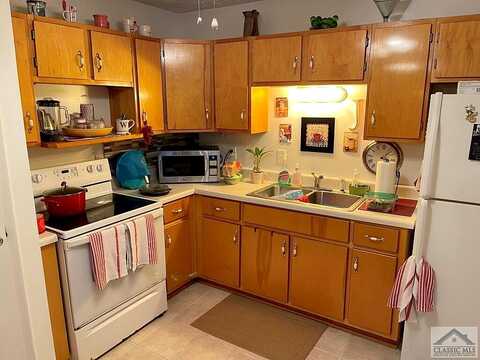 Eastview, CONYERS, GA 30012