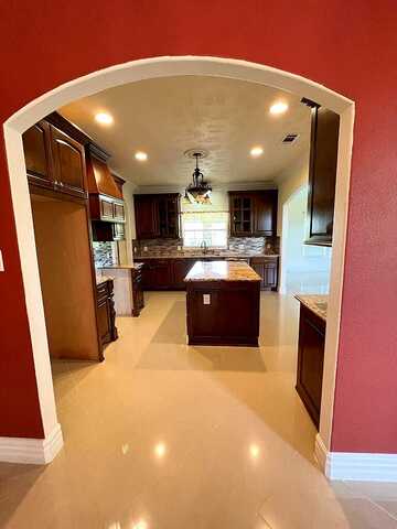 Anastasia, BEAUMONT, TX 77705