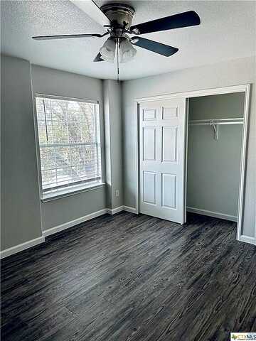 Aquamarine, KILLEEN, TX 76542