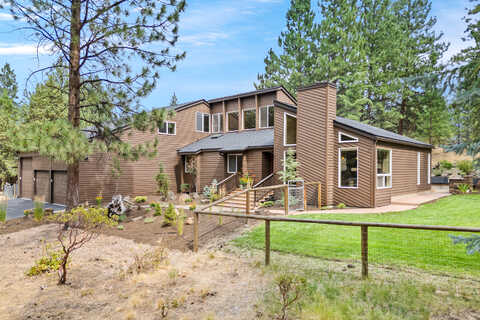 Woodside, BEND, OR 97702