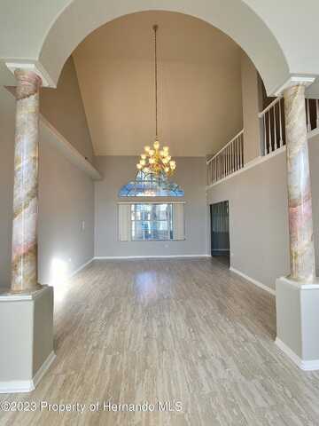 Aldoro, SPRING HILL, FL 34609