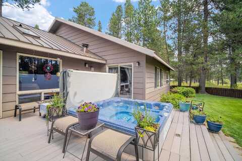 Milky, BEND, OR 97707