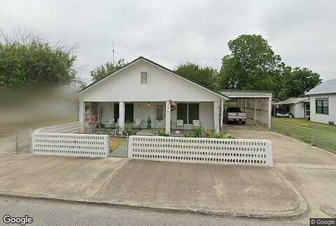 Avenue P, DEL RIO, TX 78840