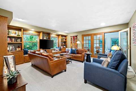Scarlet Oak, APPLETON, WI 54915