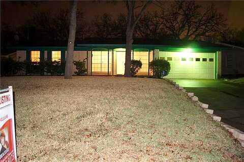 Honor Oak, BEDFORD, TX 76022