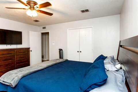 Bronze River, FORT WORTH, TX 76179