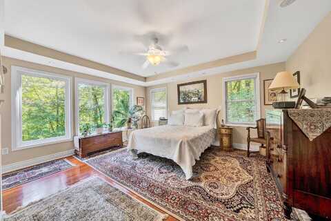 Sunnycrest, ROANOKE, VA 24018