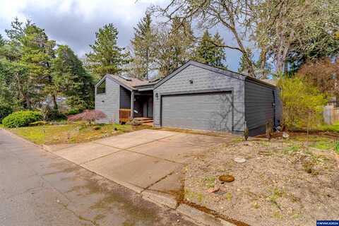 Indian Hills, SALEM, OR 97302