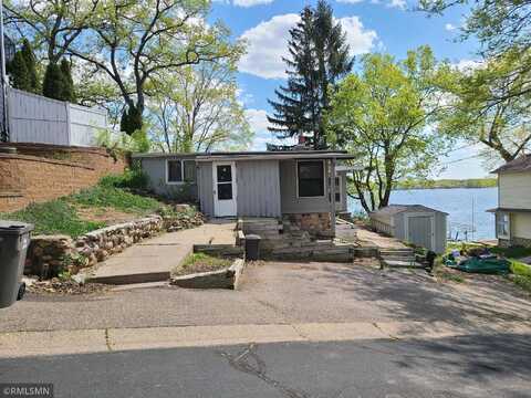 Pine, PRIOR LAKE, MN 55372