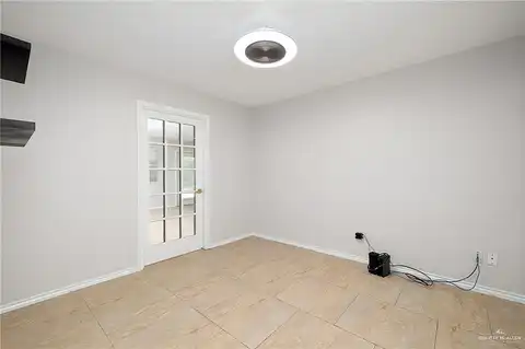 W Iris Ave, McAllen, TX 78501