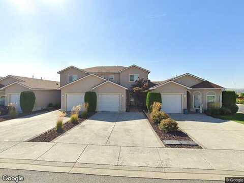 Mia, PASCO, WA 99301