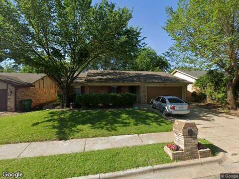 High Lawn, WATAUGA, TX 76148
